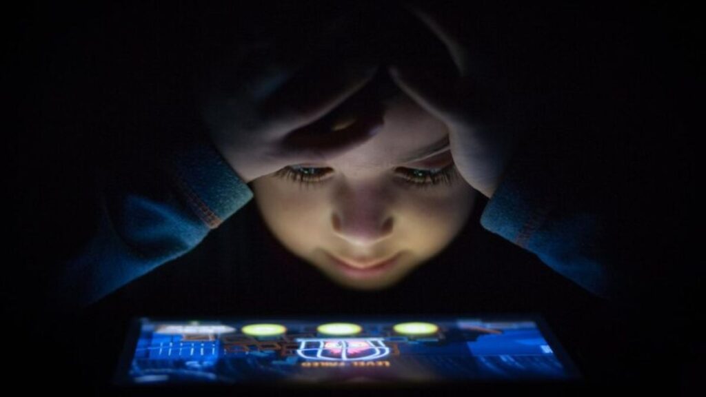 Decoding m0therearf: The Digital Phantom That’s Hijacking Curiosity